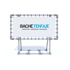 Panneau grand format avec bâche.