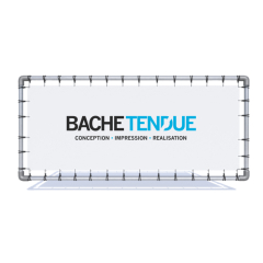 Panneau publicitaire avec bâche.